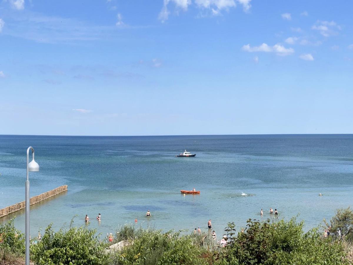 Tuz Przy Plazy - Nowoczesny Apartament Z Tarasem I Pieknym Widokiem Na Baltyk Миелно Екстериор снимка